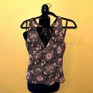 Laundry by Shelli Sagal 100% silk camisole